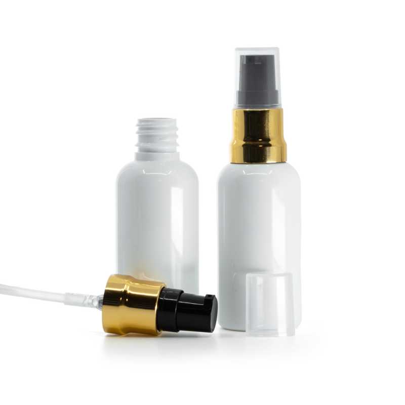 Fehér műanyag palack fényes fekete-arany adagolófejjel és átlátszó kupakkal, 10 ml