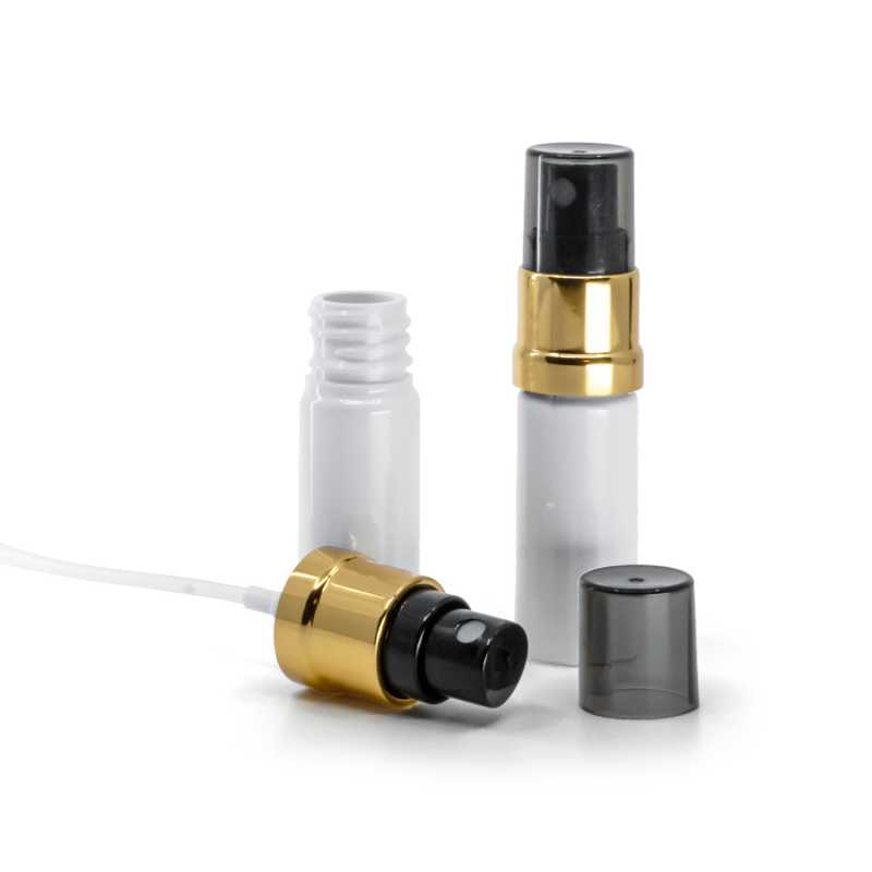 Fehér műanyag palack fekete-arany permetezőfejjel és füstszínű kupakkal, 10 ml