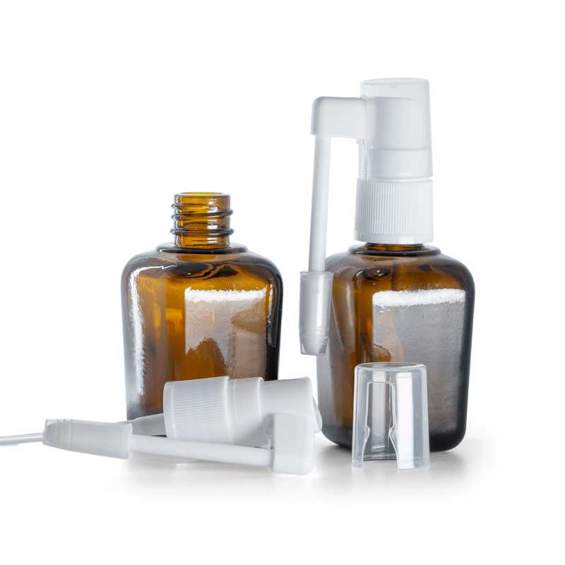 Szögletes borostyánszínű üvegpalack szájpermetezővel 30 ml