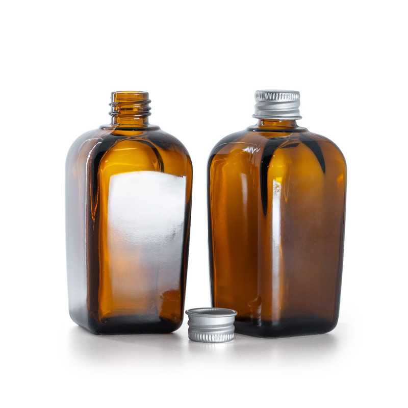 Szögletes borostyán üvegpalack, ezüst alumínium kupak 90 ml