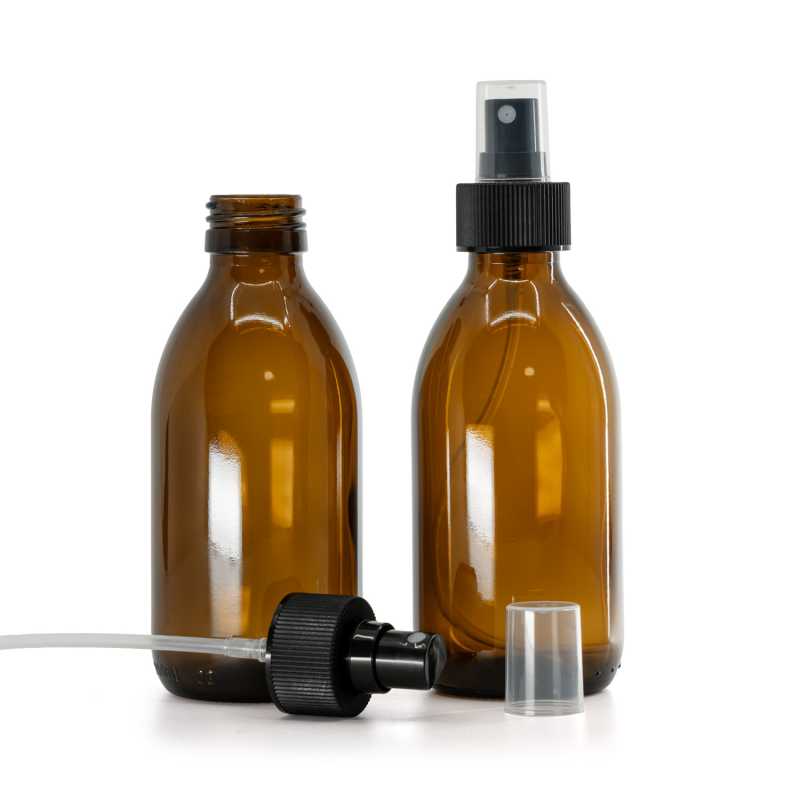 Borostyánszínű szirupos, kerek üvegpalack, PP28, finompermetezős szórófej, fekete, bordázott gyűrű, 