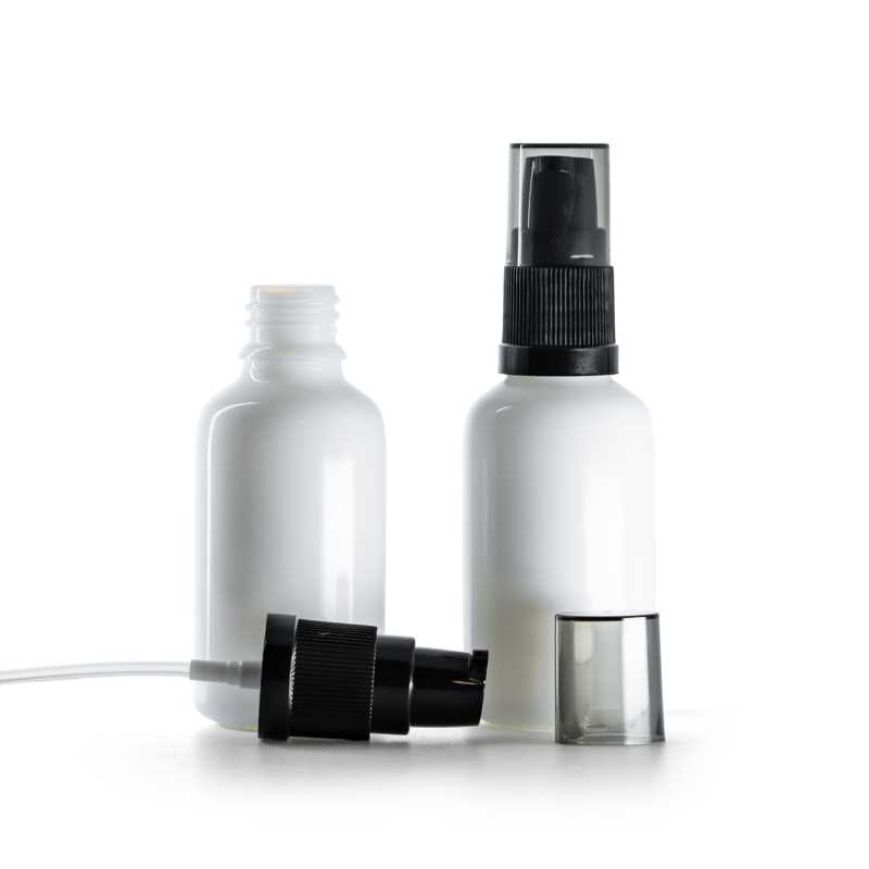 Fehér üvegpalack, krémadagoló pumpa füstös kupakkal, 30 ml