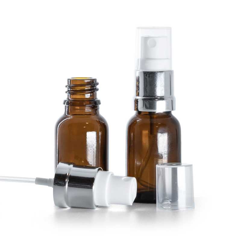 Borostyánsárga üvegpalack fehér-ezüst permetezőfejjel 15 ml