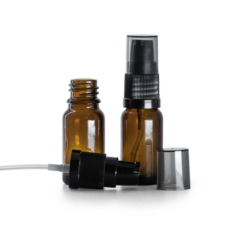 Borostyánszínű üvegpalack krémpumpával és füstszínű kupakkal, 10 ml