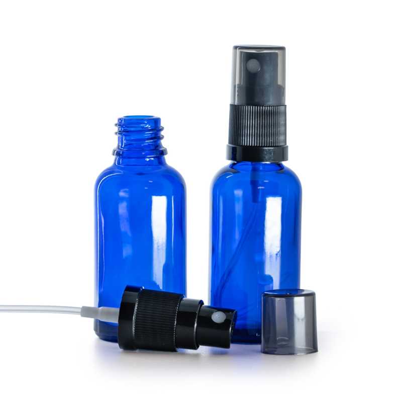 Kék üvegpalack, fekete finompermetező, füstszínű kupak, 30 ml