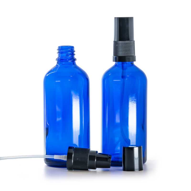 Kék üvegpalack fekete krémpumpával és fekete kupakkal, 100 ml