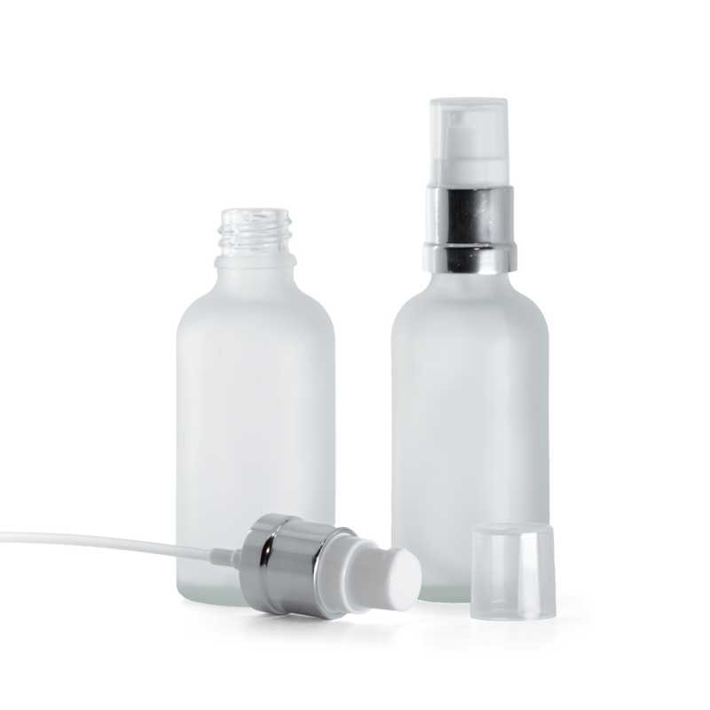 Átlátszó, fagyasztott üvegpalack fényes fehér-ezüst pumpával, 50 ml
