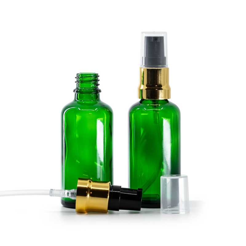 Zöld üvegpalack, fényes fekete-arany adagoló átlátszó kupakkal, 50 ml