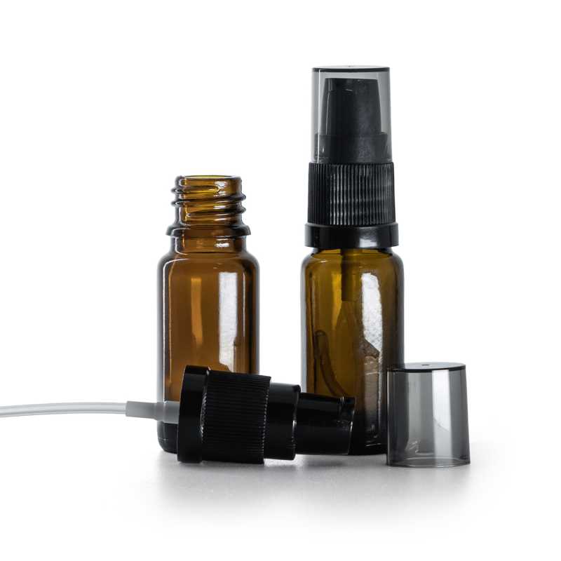 Barna üvegcse, B típus, karcsú, fekete krémpumpa füstös felső kupakkal, 10 ml