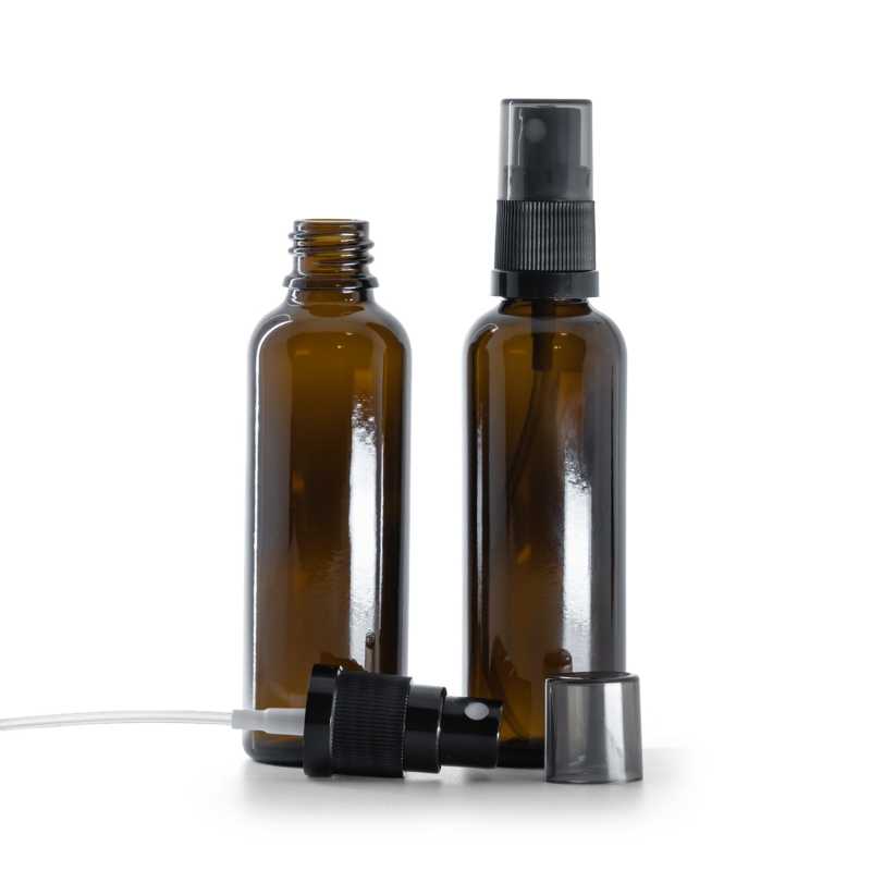 Borostyánszínű üvegpalack, karcsú, fekete permetező, smoky kupak, 50 ml